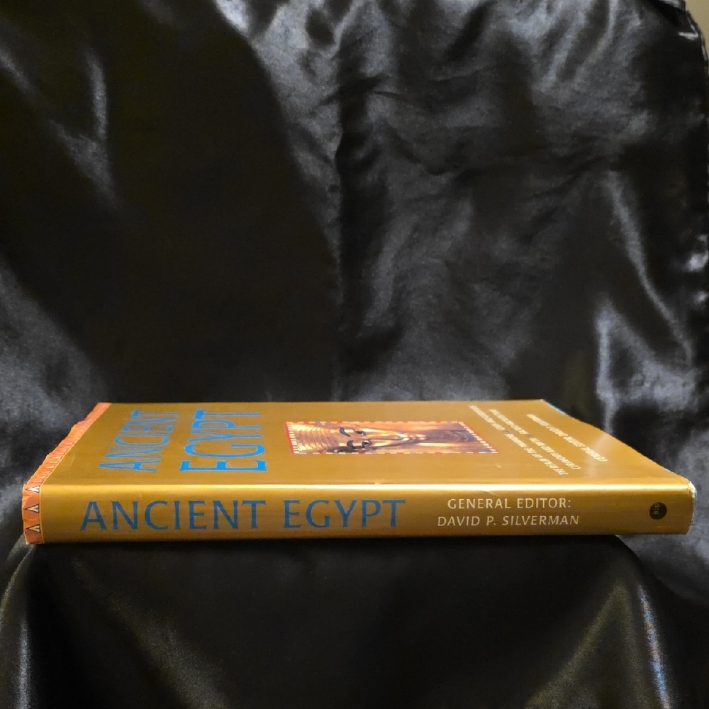 Ancient Egypt Book with Gold Cover [2/$10] - Picture 3 of 6